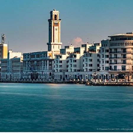 Casa Fronte Del Porto Appartement Bari Buitenkant foto