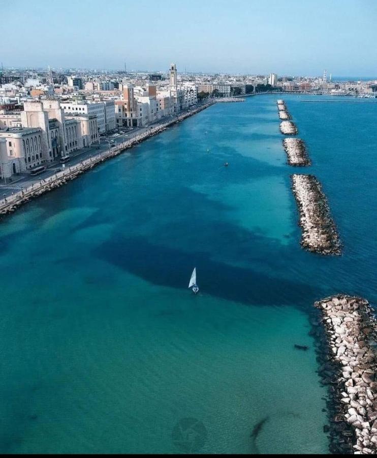 Casa Fronte Del Porto Appartement Bari Buitenkant foto